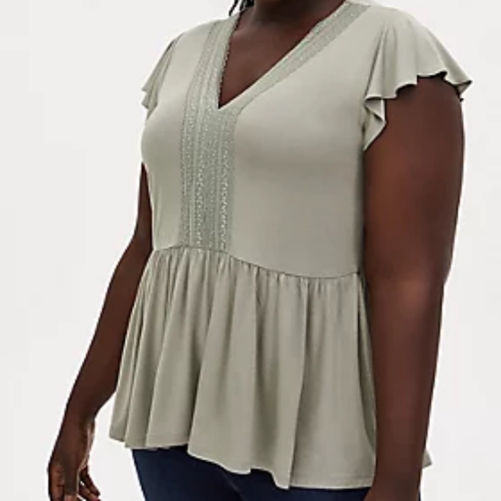 Torrid super soft sage green babydoll top!